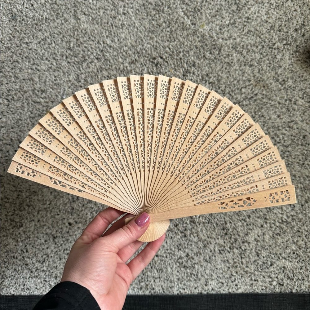 Tan Hand Fans (21 count)